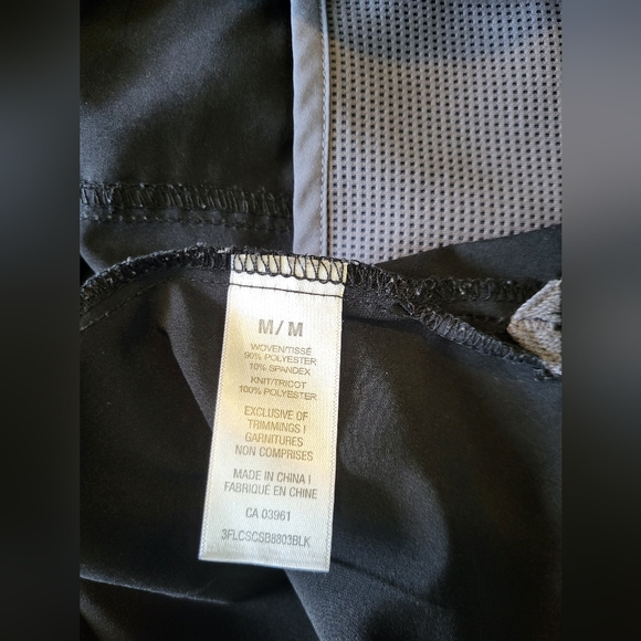 💥4 for $30💥 Scrubletics black scrub zippered vest size MED - Picture 5 of 7